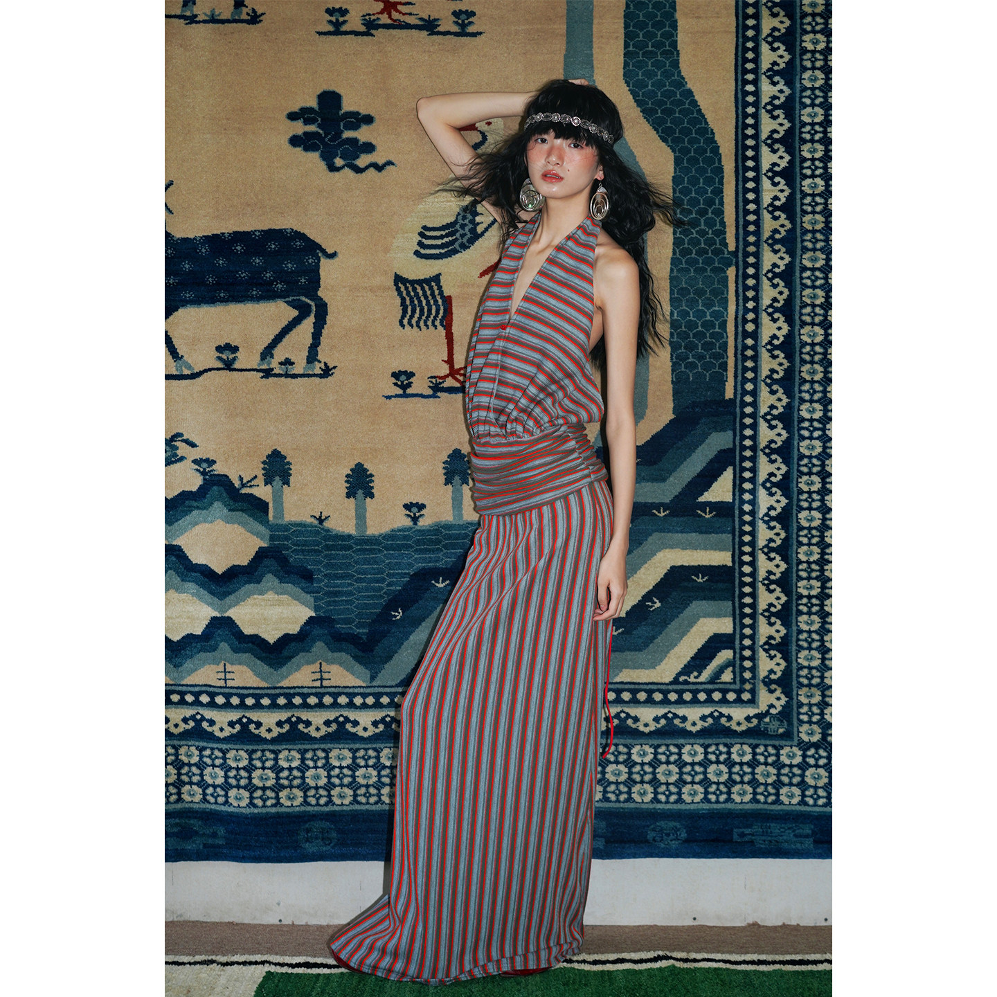 坏品味西部 度假风条纹挂脖露背绑带长款连衣裙夏