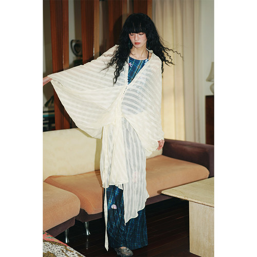 纯色多穿系带宽松度假开衫上衣