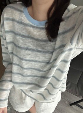 巨显白蓝色撞色条纹慵懒风长袖t恤女春夏宽松薄款别致个性上衣服