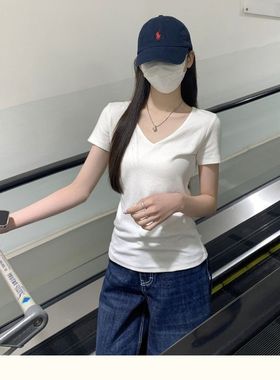 复古T恤女夏季款V领百搭纯色短袖修身基础打底衫外搭显瘦白上衣