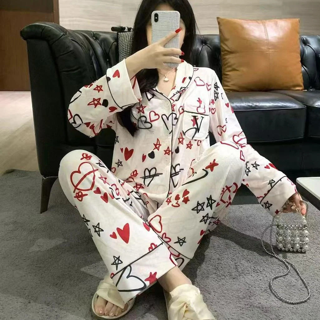 达芬奇密码新款海岛绒满屏爱心睡衣秋冬加绒加厚简约家居服套装女