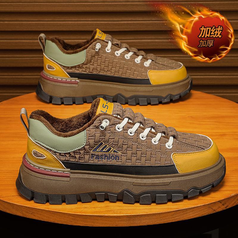 秋冬季新款男鞋潮流百搭板鞋青少年运动休闲加绒保暖棉鞋