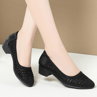 镂空网纱女单鞋夏季新款中跟粗跟透气软底软皮防滑妈妈女单鞋