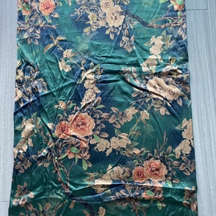 95桑蚕丝 120门幅22姆米 5氨纶 绿底花素绉缎弹力缎 小蓝真丝