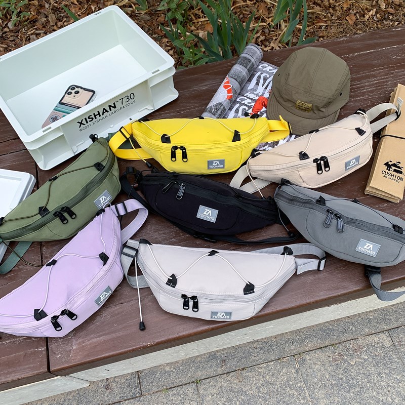 韩系潮酷男女童胸包休闲运动洋气字母宝宝斜挎包时尚穿绳儿童包包