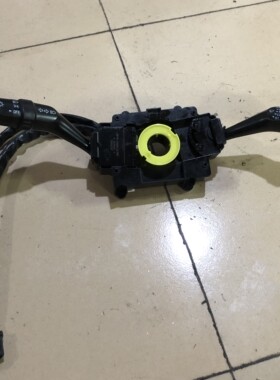 适配江铃骐铃T7PLUS皮卡车大灯开关转向灯开关雨刷雨刮器组合开关