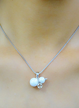 时尚风珍珠葫芦型短款百搭挂饰品