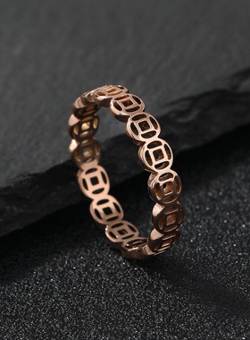 镂空铜钱钛钢食指戒指