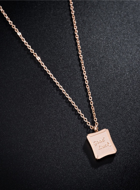 韩版方形情书吊坠项链