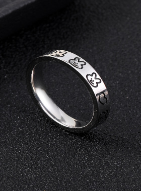 新款时尚不锈钢兔子爱心戒指