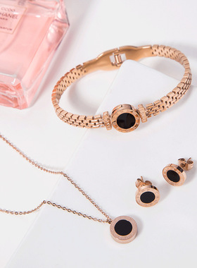 新款欧美钛钢罗马文项链女玫瑰金