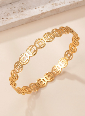 跨境时尚钛钢爱心手镯