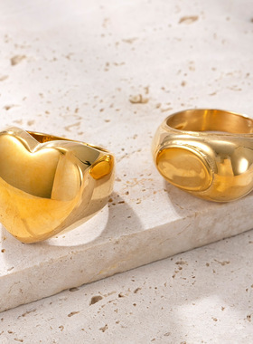 欧美风爱心镀18K金钛钢戒指