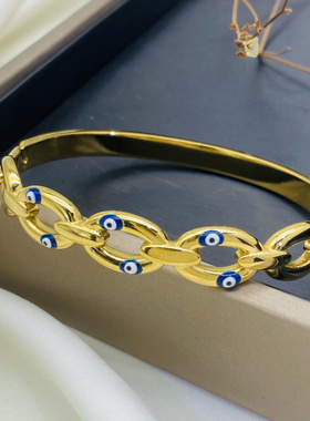 欧美金色钛钢手镯女46