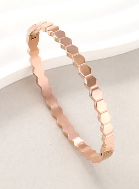 跨境热销金色蜂巢钛钢手镯