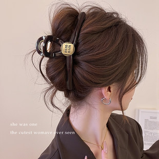 大号头发抓夹女高级感2026新款后脑勺鲨鱼夹夹头发的发夹夹子头饰