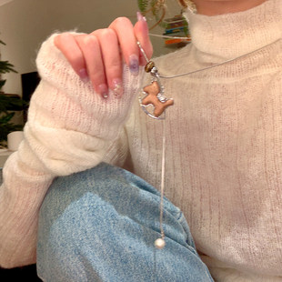 咖色木马吊坠可抽拉项链女小众设计颈链高级毛衣链配饰轻奢高级感