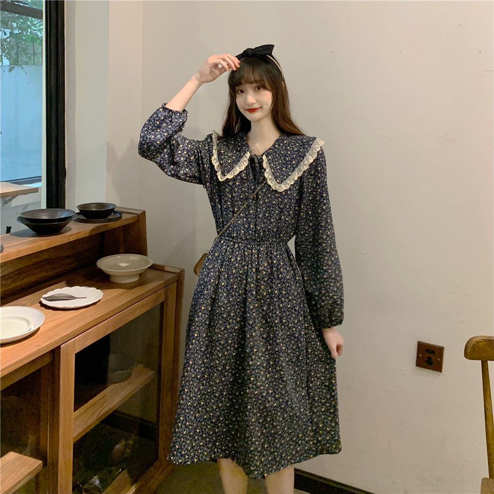 Real photo of 2021 new spring and autumn skirt tea break French floral doll collar lace stitched dress
