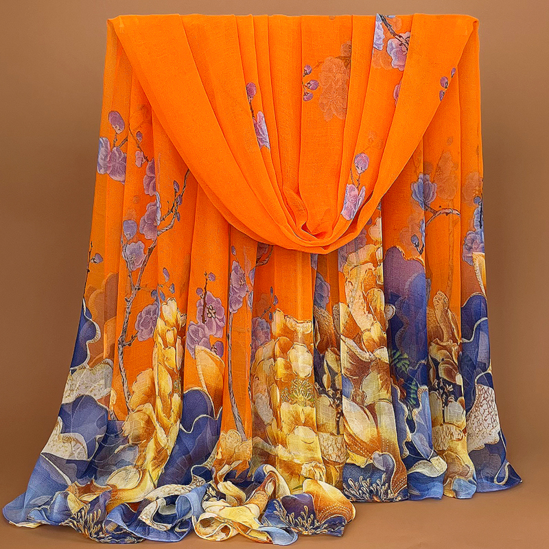 橙色印花丝巾女妈妈纱巾鳄鱼皱围巾春秋大披肩女2023新款长沙滩巾