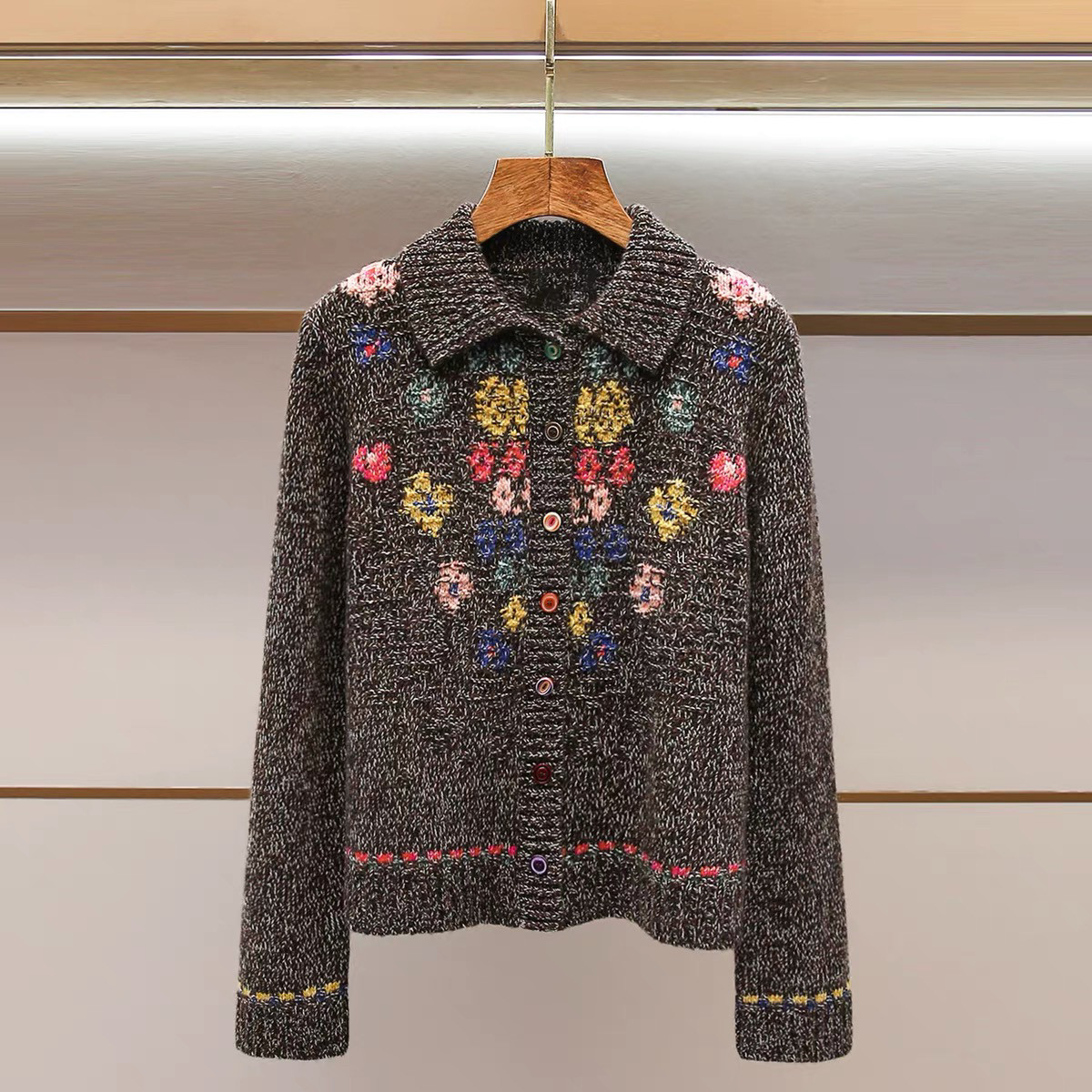 七七店春上新温柔氛围感多巴胺提花混纺针织开衫针织开衫Q12-043,女装/女士精品,毛针织衫,淘宝优惠券,粉丝福利购,淘宝优惠卷