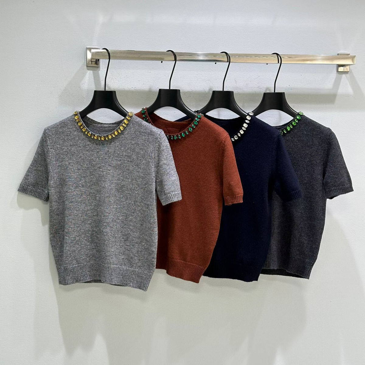 七七设计重工钉珠圆领短袖针织上衣羊绒衫（含30羊绒）七M2600101,自行车/骑行装备/零配件,自行车整车大保养工时,淘宝优惠券,粉丝福利购,淘宝优惠卷