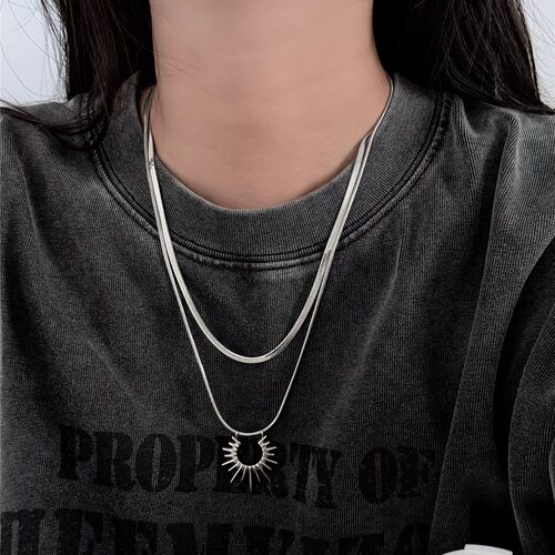 双层叠戴太阳蛇骨链项链女