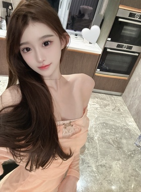 *留子女友*原创桃子粉纯欲荡领蕾丝拼接包臀修身连衣裙秋季