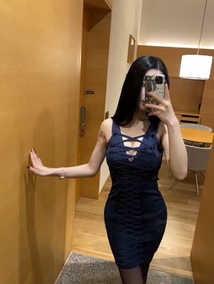 孙智慧韩国定制“蛇蝎美人 ji致诱惑”绷带元素性感修身包臀裙