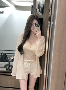 *人越富 衣越素*亚麻针织开衫+露背蕾丝吊带套装