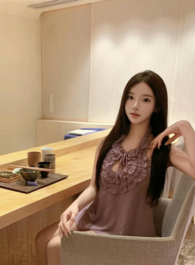 *花瓣掉落时* 荷叶边捏褶浪漫挂脖雪纺腰带挂脖吊带背心上衣