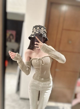 *老粉投稿*奶茶色性感挂脖镂空漏肩日常出街抹胸修身打底上衣