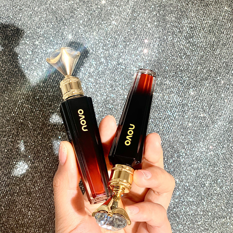 网红直播NOVO5335女王复古丝绒唇釉雾面哑光质感持久保湿黑钻口红