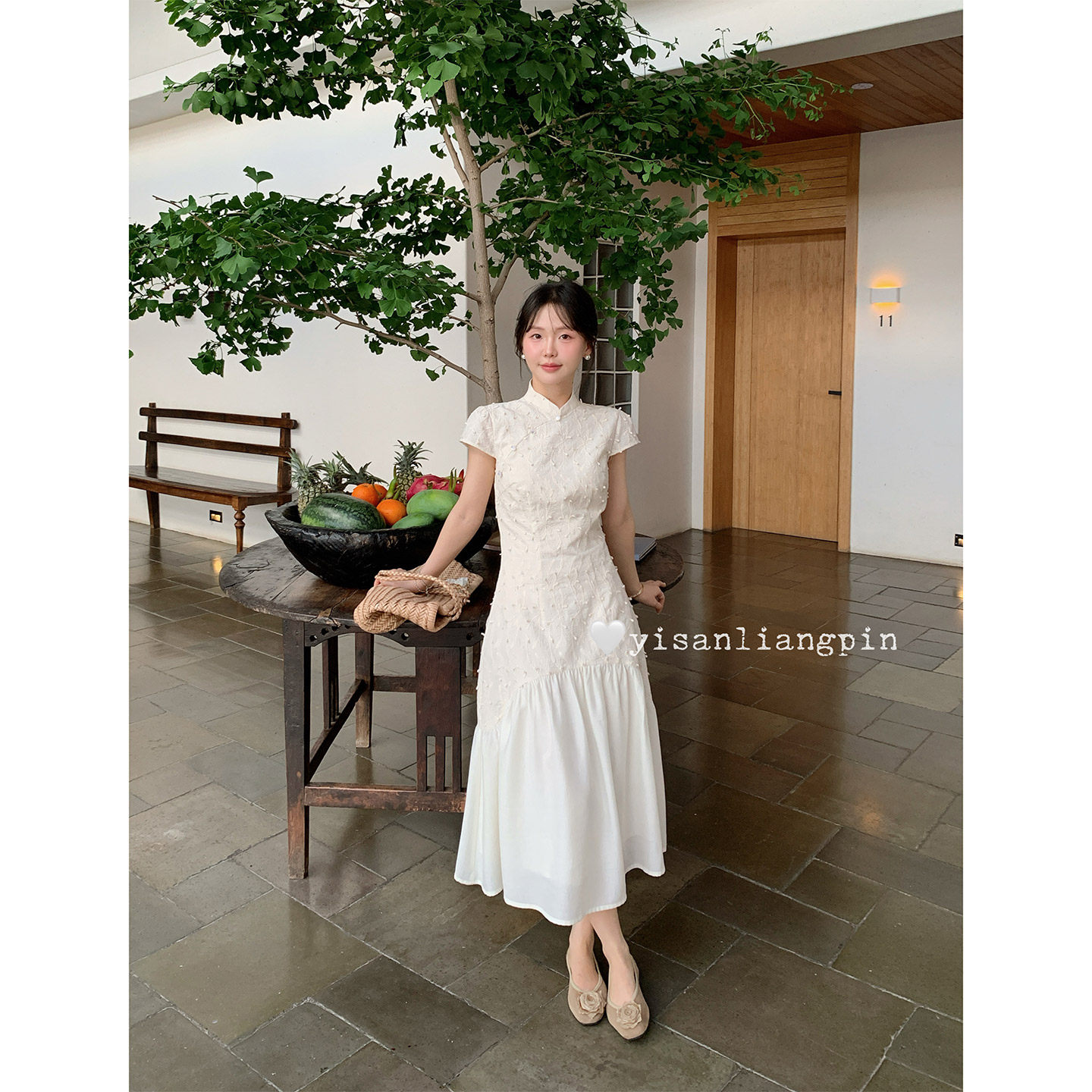 一三良品小个子 新中式白色立领刺绣收腰鱼尾连衣裙改良旗袍长裙