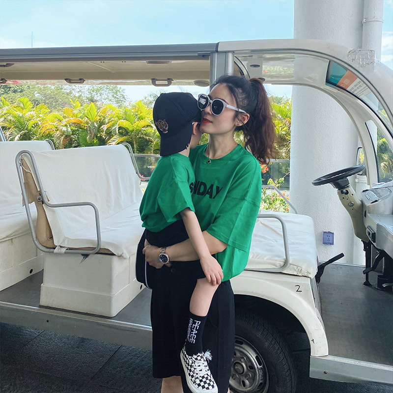 여름 신상품 친자복 3 4인 가족 인터넷 연예인 심플 반팔 모자복 순면 티셔츠 캐주얼하고 다재다능한 트렌드