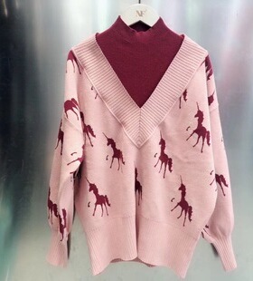 A2EE84206鸟牌女装2022冬季新款V领可脱卸领线套衫A2EE8420611