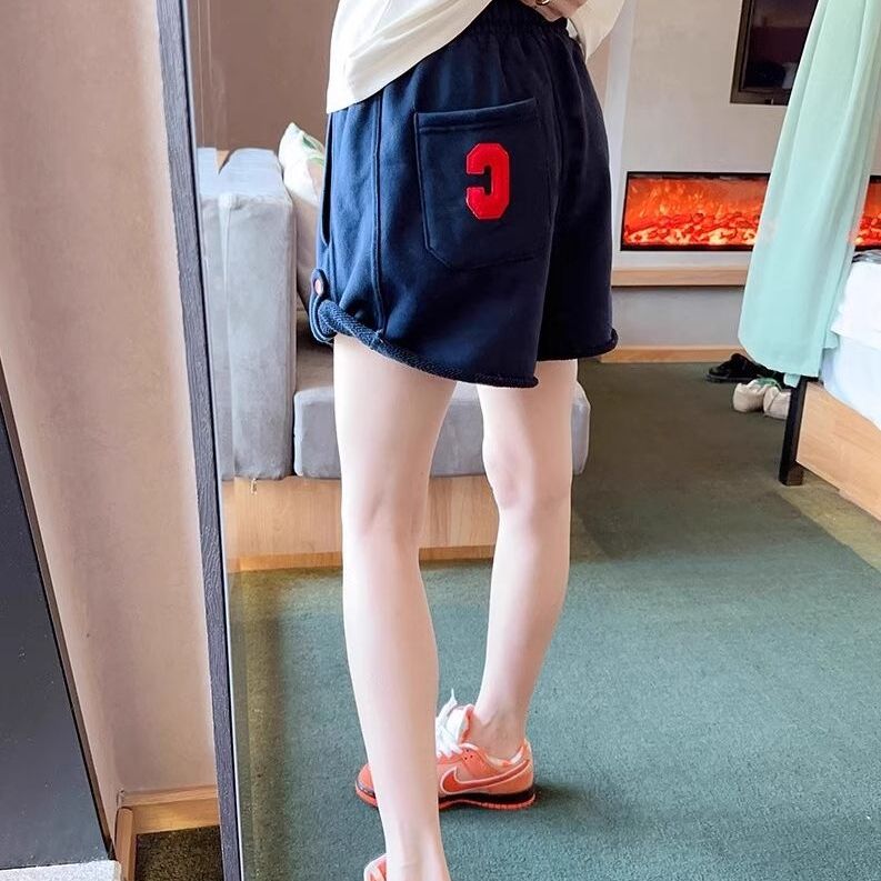 胖mm大码300斤撞色C字标立体卷边短裤女夏新款韩版百搭运动休闲裤