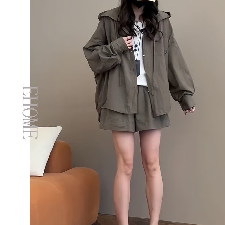 胖mm大码300斤时尚洋气套装女夏连帽防晒长袖上衣阔腿短裤两件套2