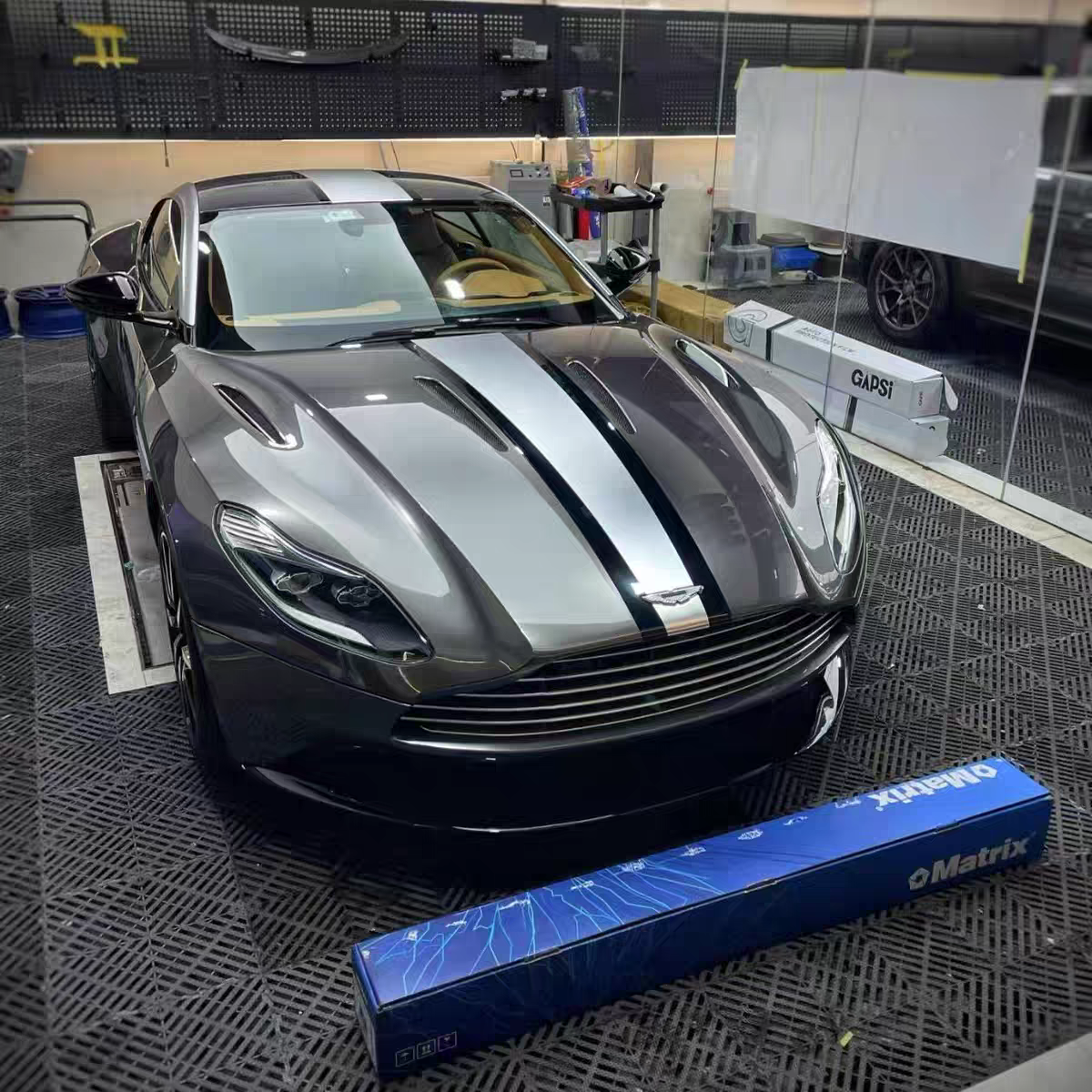 阿斯顿马丁DB11贴纸 DBS DB9 Vantage汽车机盖专用个性改装车拉花