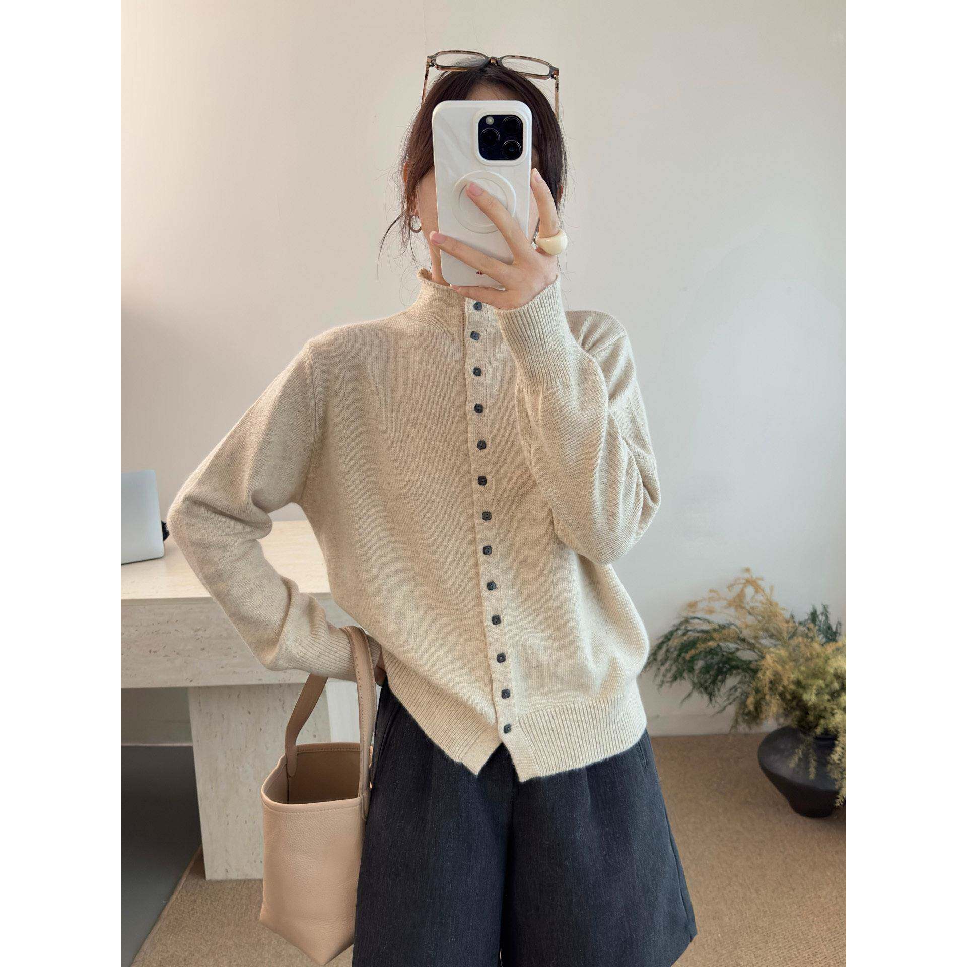 韩版松弛感针织开衫女秋冬小立领纽扣打底上衣软糯单排扣毛衣外套