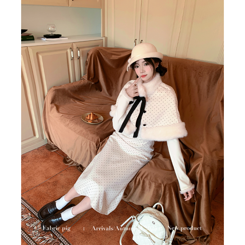 miu系富家千金风斗篷套装