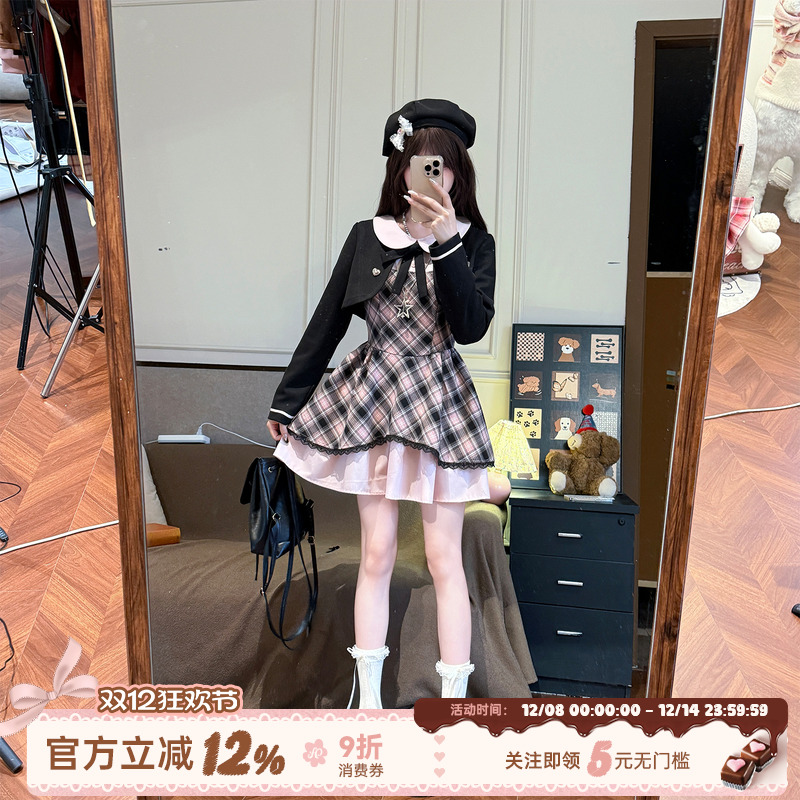 甜美风格纹娃娃领连衣裙女