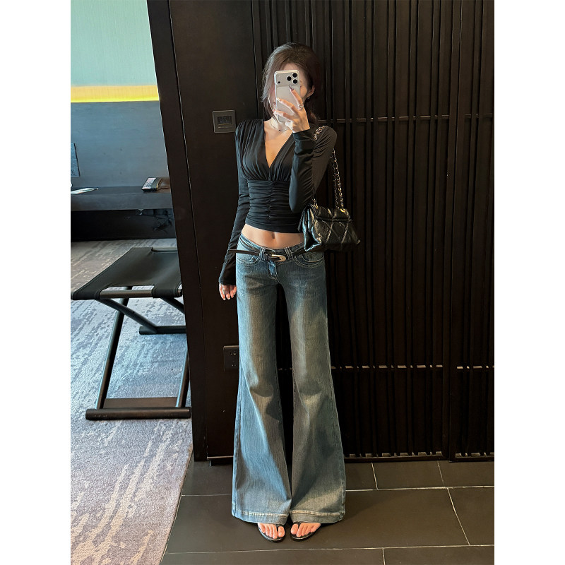 郑小亮低腰不贴腿微喇叭牛仔裤女2026秋季新款宽松显瘦休闲拖地裤