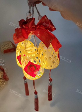 新款仿真竹编小灯笼塑料挂饰手提发光花灯福字灯笼中秋装饰
