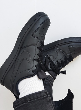 Nike耐克Court Borough GS黑武士经典大童纯黑休闲板鞋DV5456-002