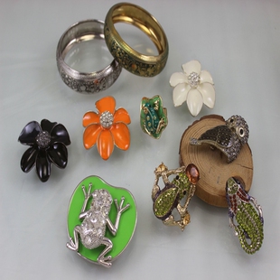 中古货 R打标品牌夸张胸针戒指民族风纹饰手镯 仅一批H3*2ET