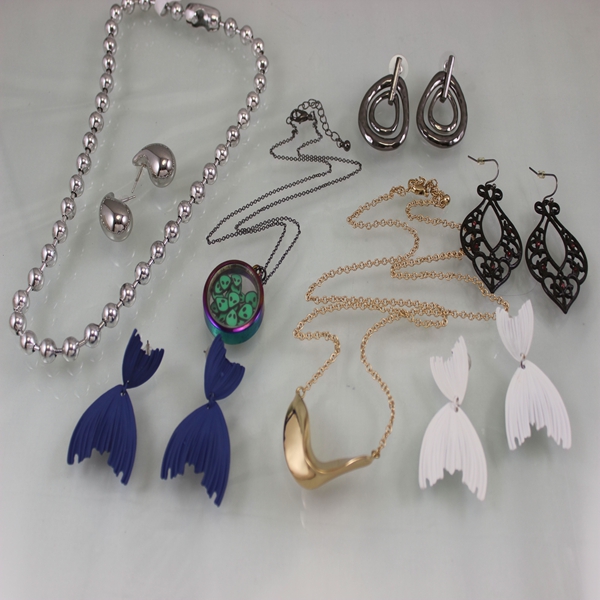 哥特朋克小众亚比甜酷项链耳环