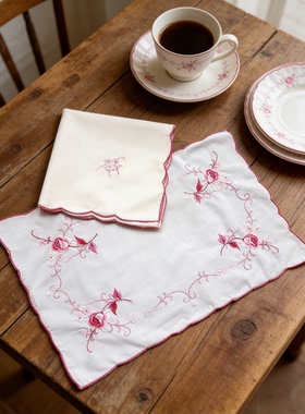 外贸出口法式复古涤棉手推绣餐巾餐垫餐桌装饰垫29x44cm中古布艺