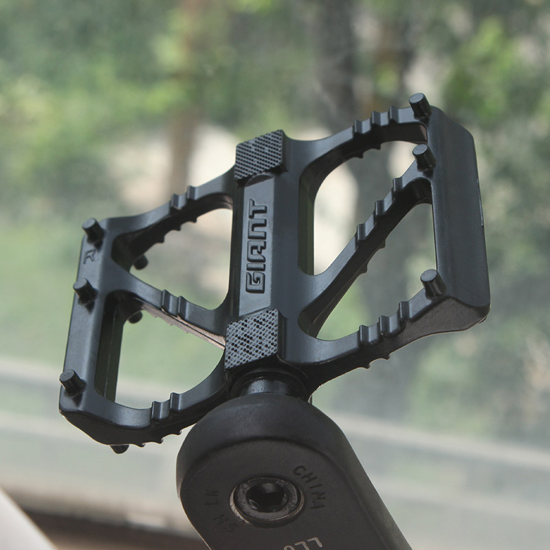 正品giant捷安特自行车脚踏山地车铝合金轴承踏脚板单车骑行配件