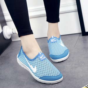 女平跟镂空透气平底鞋