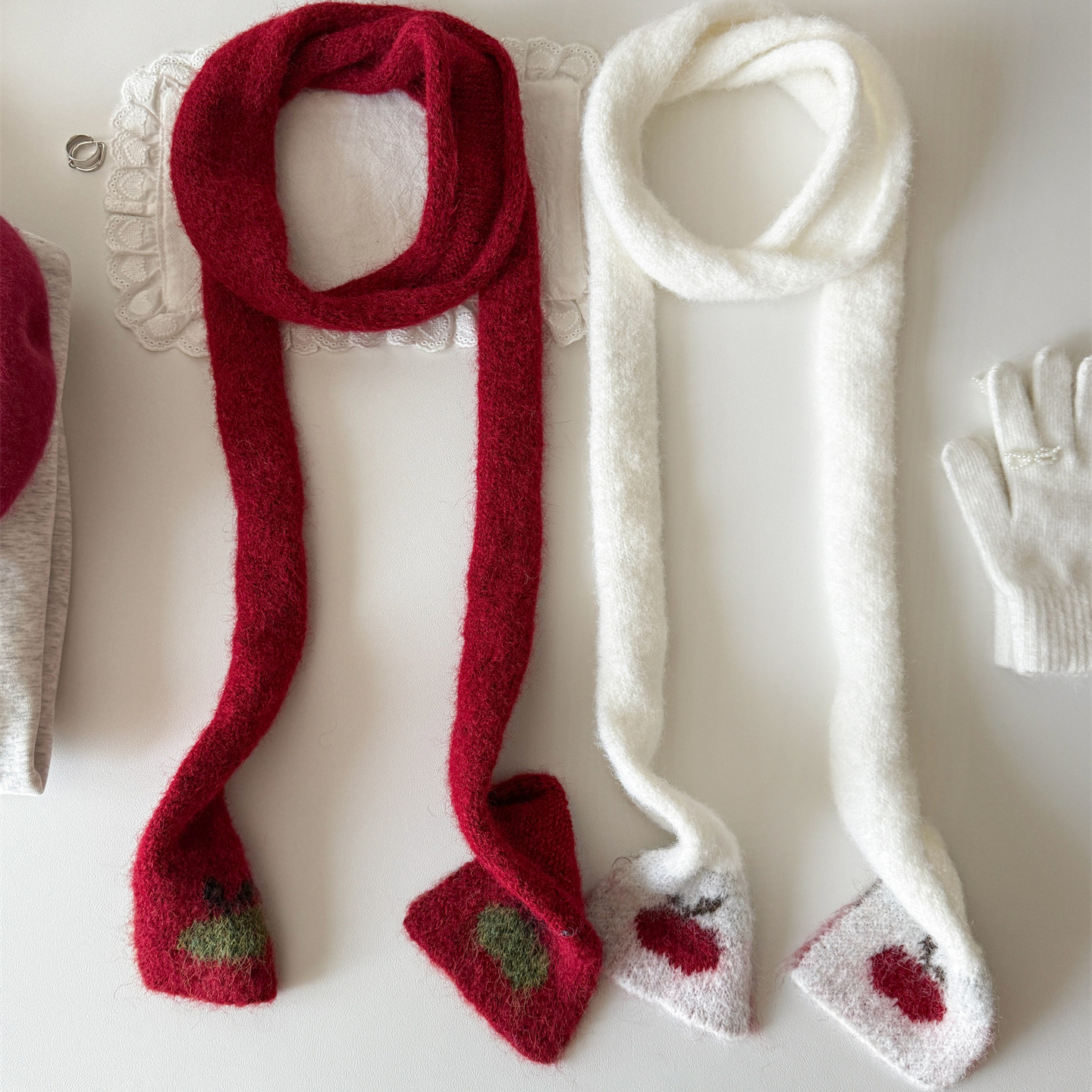 细长窄腊肠围巾2025年时髦长条系脖配饰新年穿搭围脖小樱桃刺绣,服饰配件/皮带/帽子/围巾,围巾/丝巾/披肩,淘宝优惠券,粉丝福利购,淘宝优惠卷